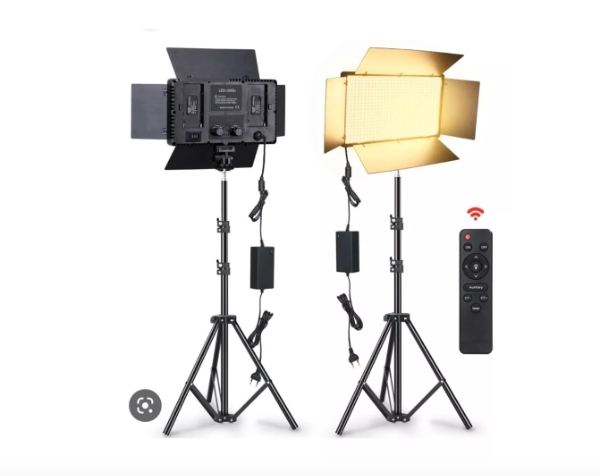 Panel Luz Led Fotografía B600 Led Lámpara +triPode 2 baterias - imagen 4
